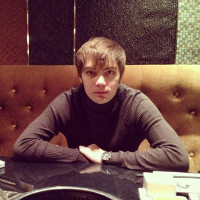 Перстнев